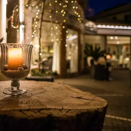 Boutique Zum Rosenbaum 4*